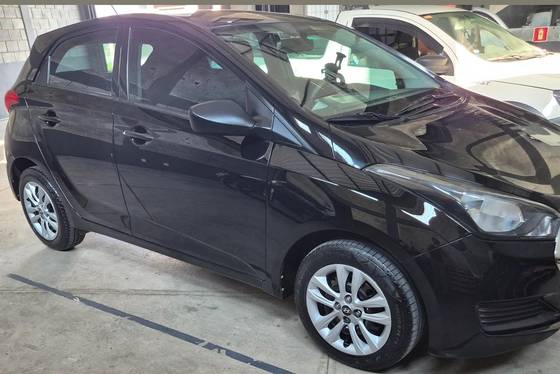 HYUNDAI HB20 1.0 COMFORT 12V FLEX 4P MANUAL HYUNDAI HB20 1.0 COMFORT 12V FLEX 4P MANUAL